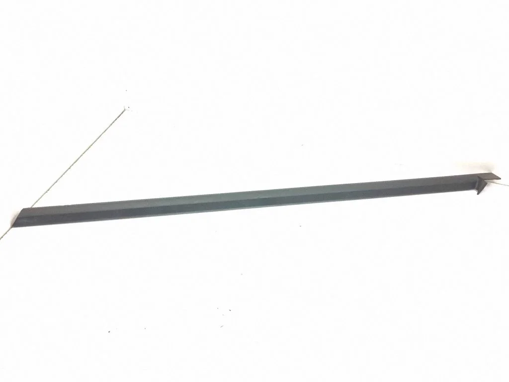 Side skirt front trim – Porsche Cayenne (92A) (2010-2017)