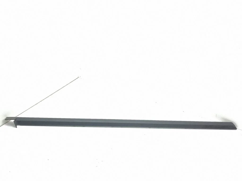 Esilävise kate (välimine) 7P5853537