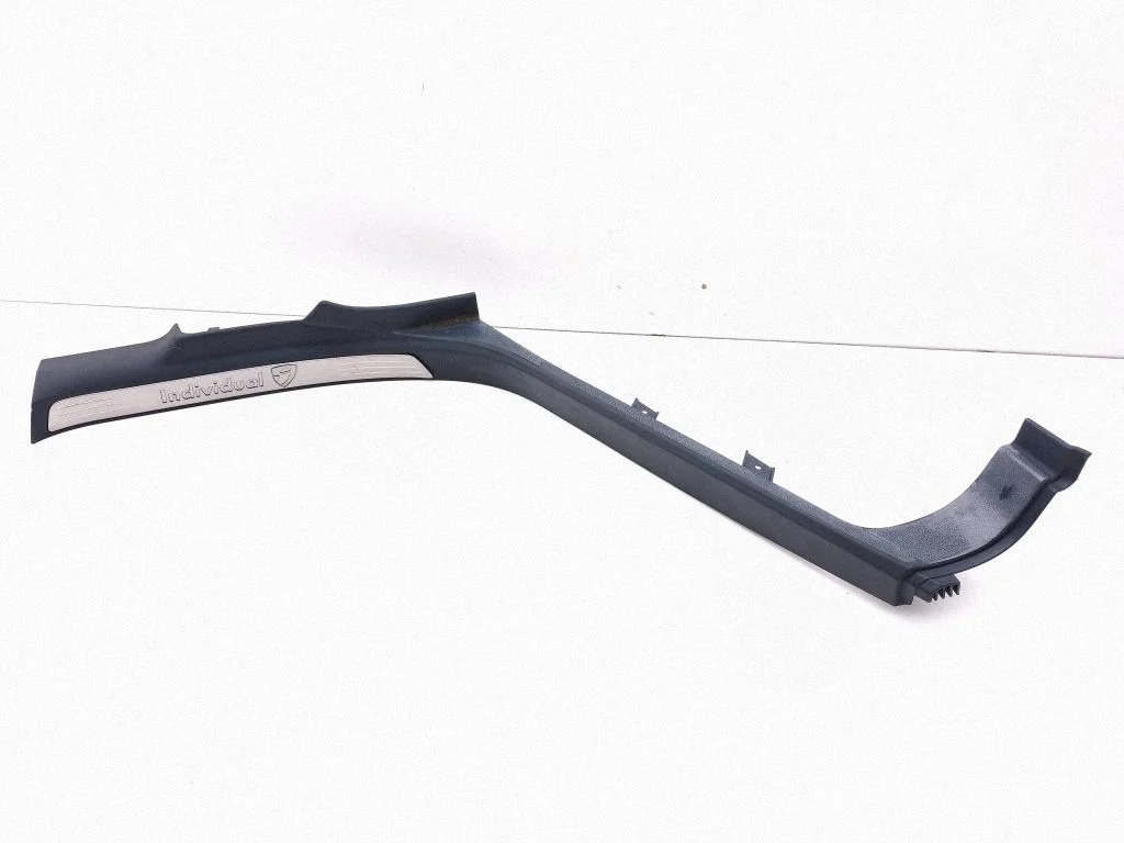 Rear sill trim cover 3D5867765Q