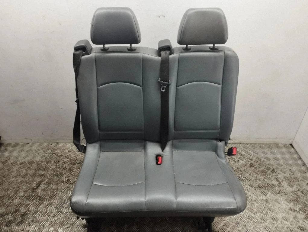 Second row seats – Mercedes-Benz Vito Viano W639 (2003-2014)