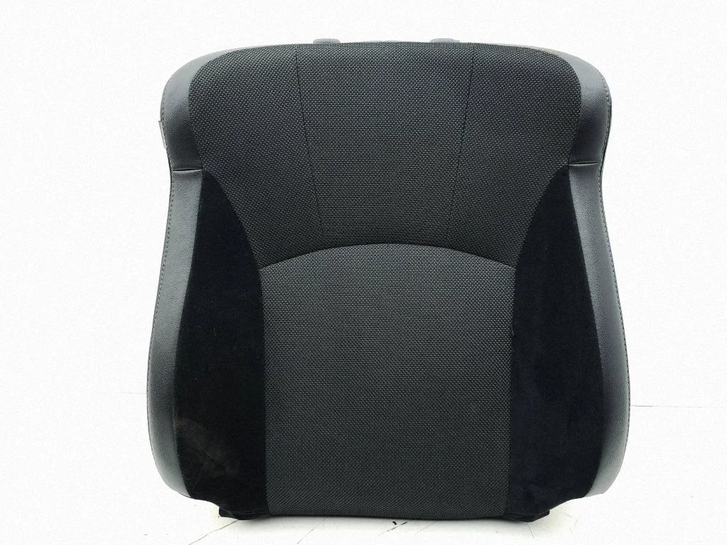 Front passenger seat – right