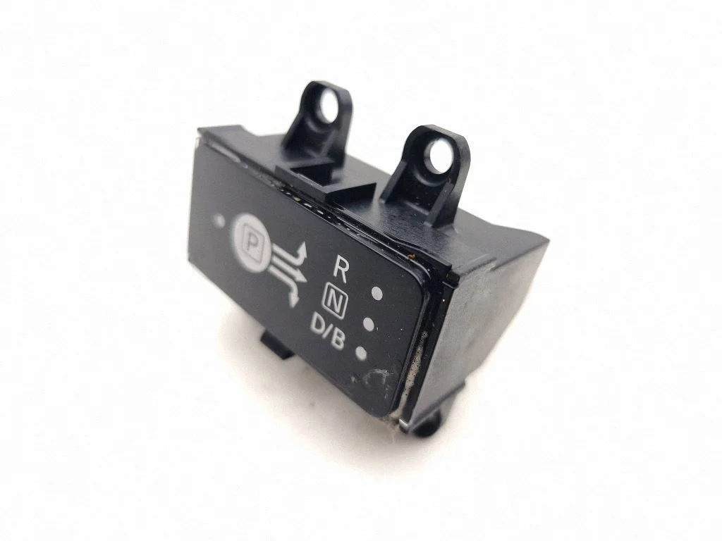 Gear shift selector indicator