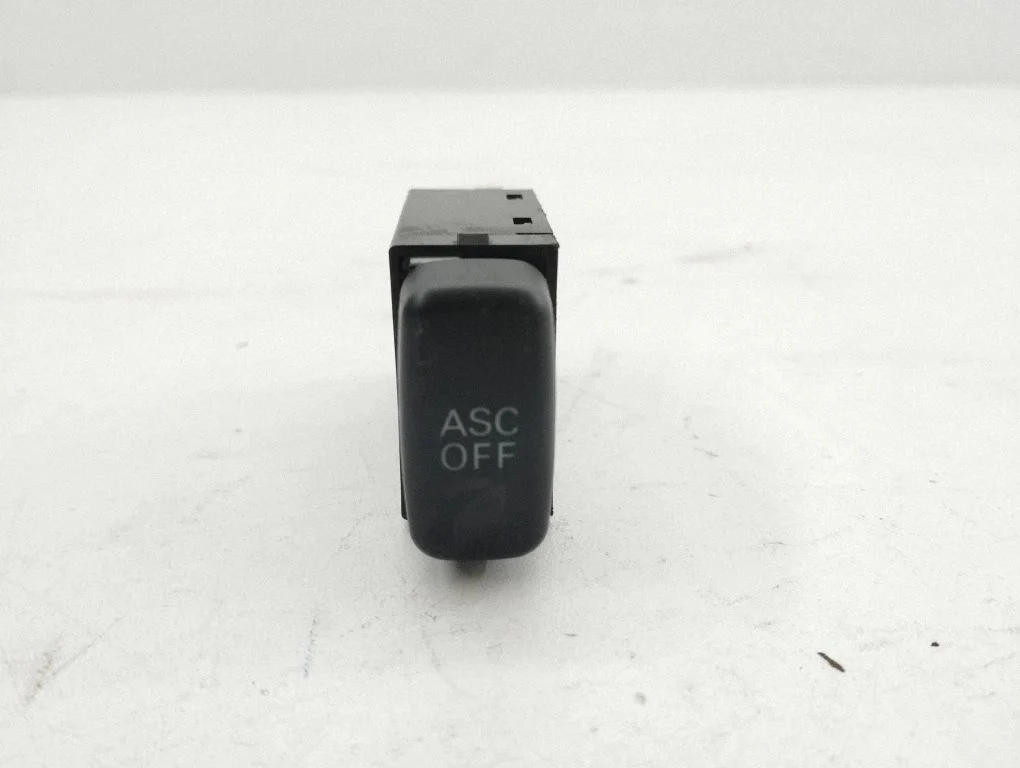 Traction control (ASR) switch
