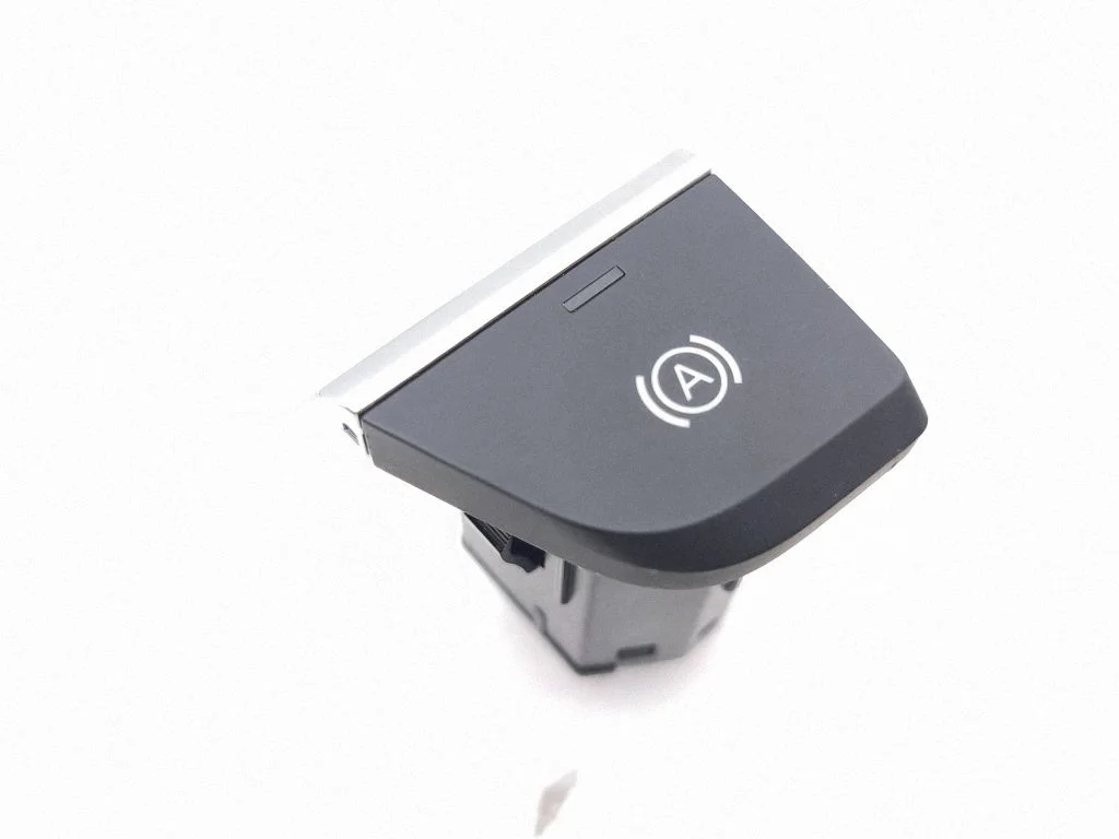 Handbrake/parking brake auto hold switch – Audi Q5 SQ5 FY (2017-2025)