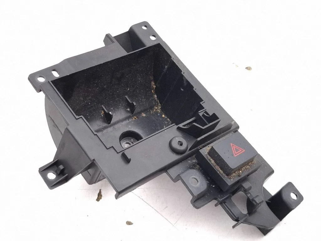 Hazard light switch