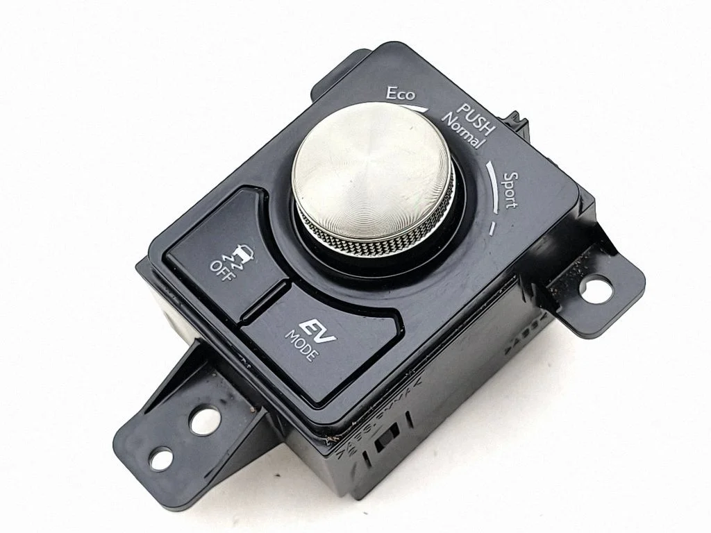 Multifunctional control switch/knob 75H322