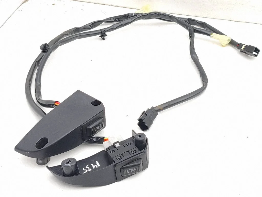 Seat heating switch 8610A076