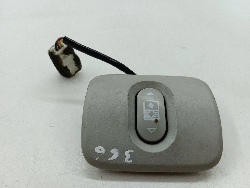 Sunroof switch