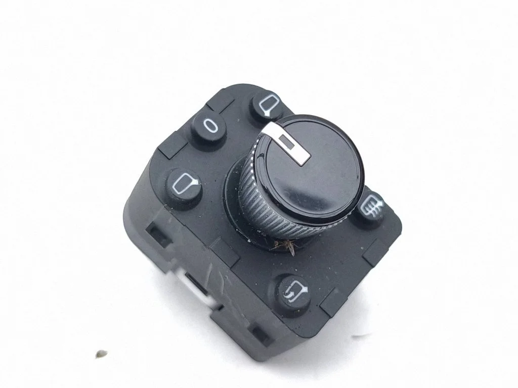 Wing mirror switch 4N0959565