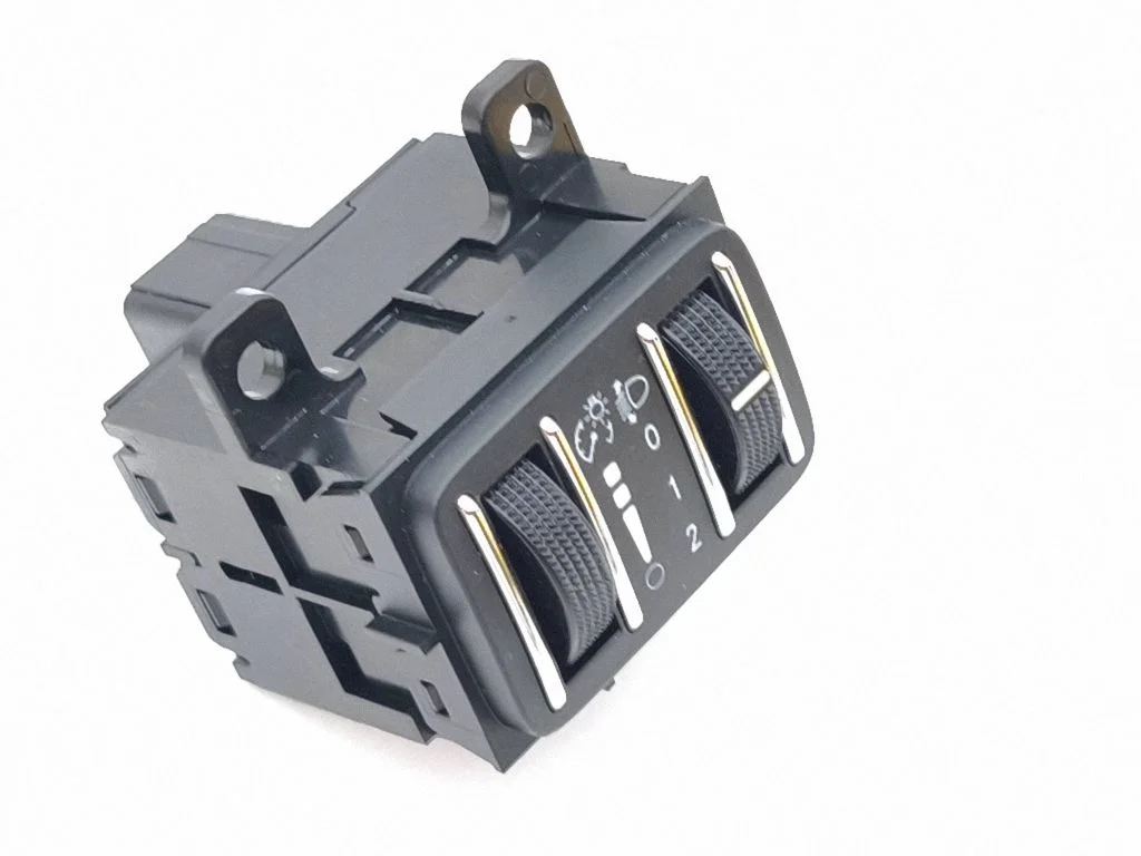 Headlight level height control switch – Maserati Ghibli (2013-)