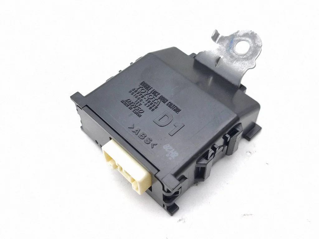 Central locking relay – Toyota C-HR II (2023-)