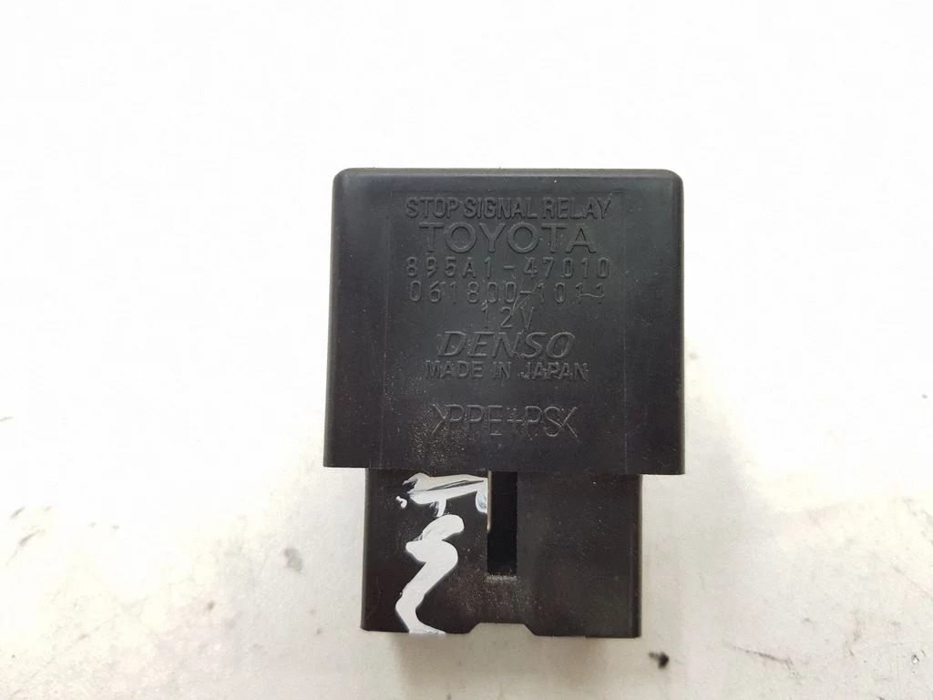 Rear light relay – Toyota Avensis T270 (2012-2015)
