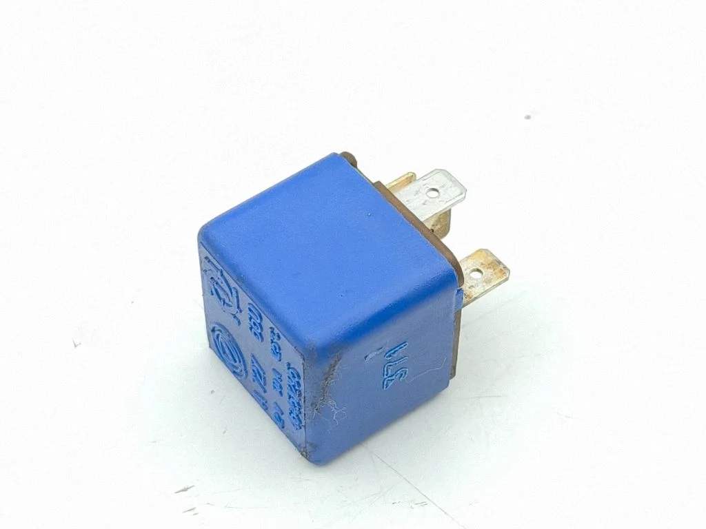Other relay 46451295