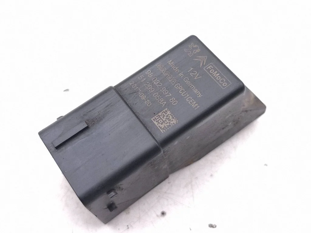Glow plug pre-heat relay 9803299780