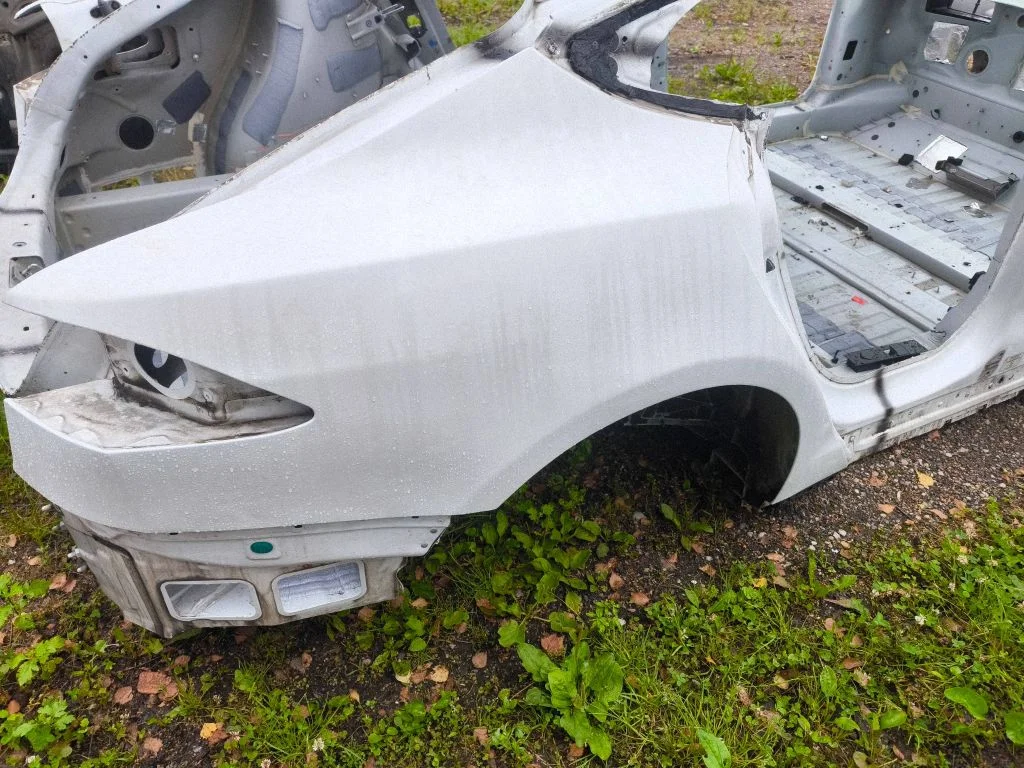 Rear quarter panel – Tesla Model S (2012-)