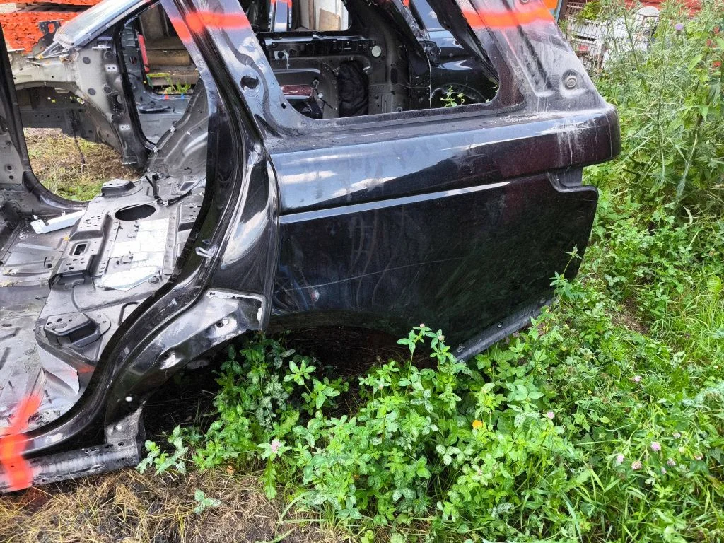 Rear quarter panel – left