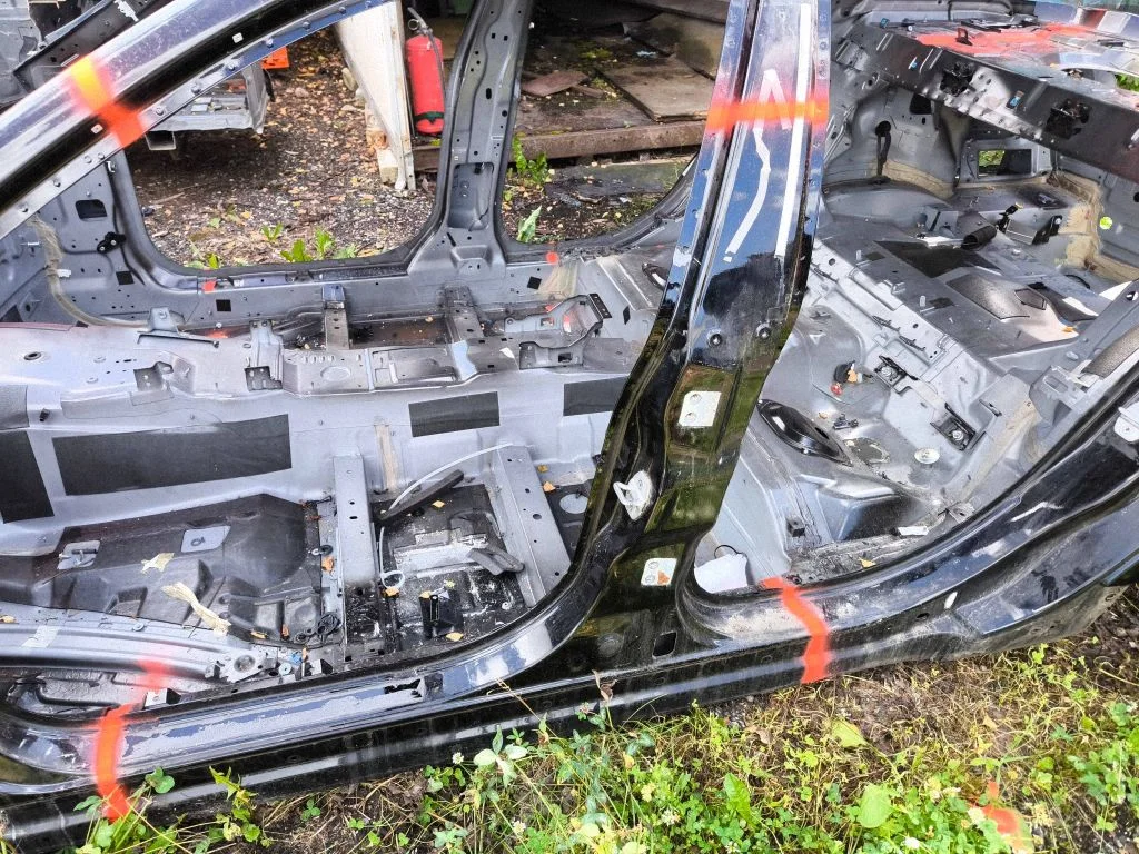Pillar (middle) – Maserati Ghibli (2013-)