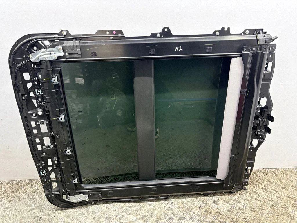 Szyberdach – komplet – Honda CR-V (2022-)