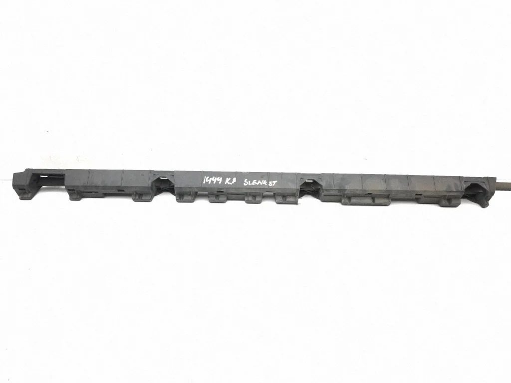 Sill supporting ledge 32262698
