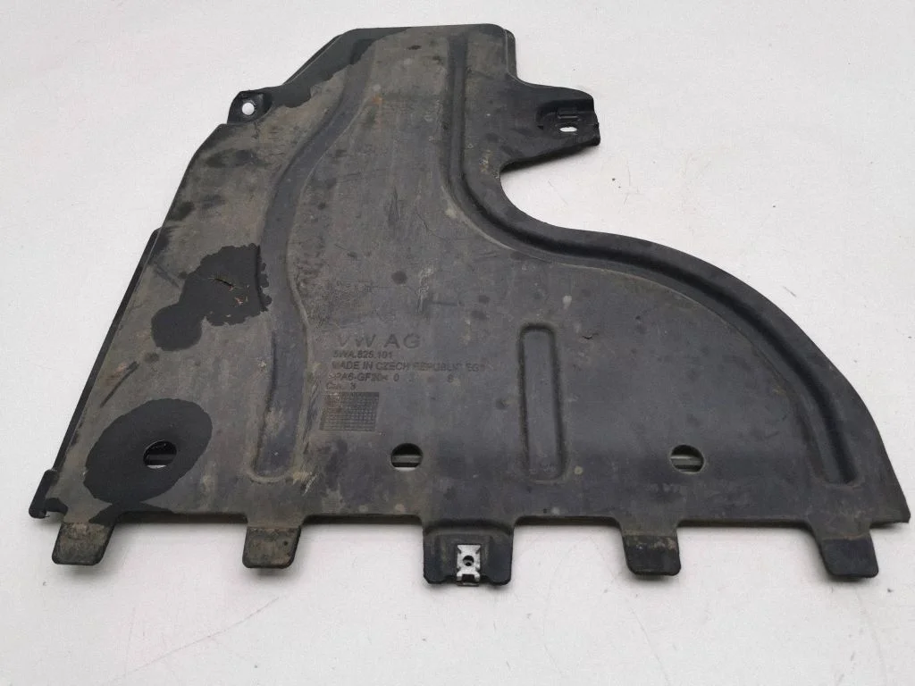 Pickup box liner 5WA825101