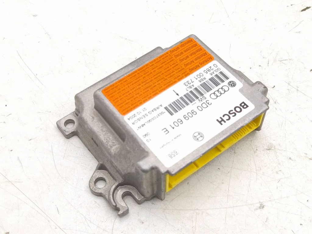 Drošības spilvenu vadības bloks 3D0909601E