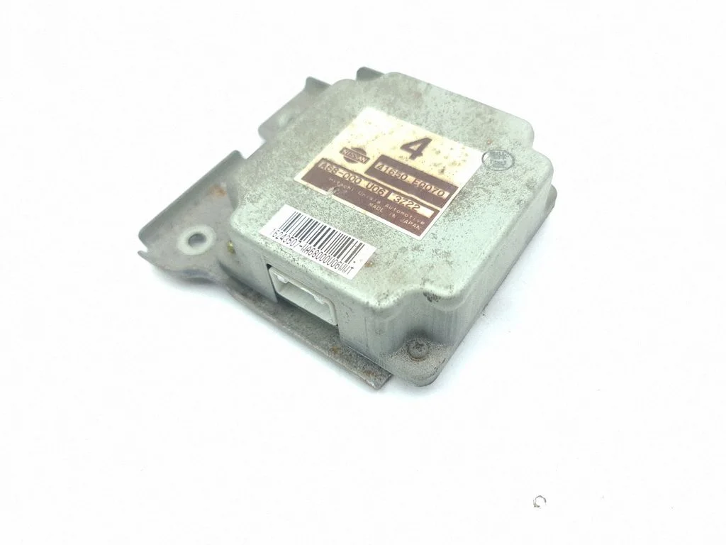 Torque split ecu control unit/module – Nissan X-Trail T30 (2001-2007)