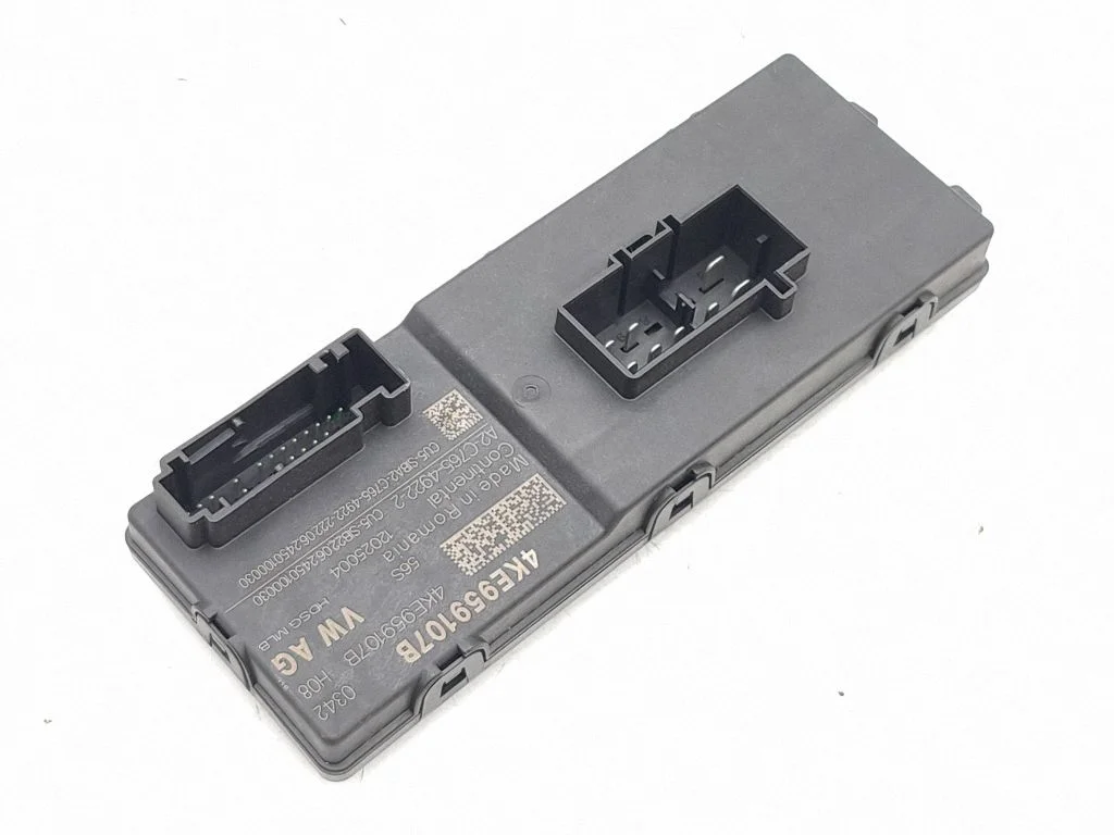 Tailgate/trunk control unit/module 4KE959107B