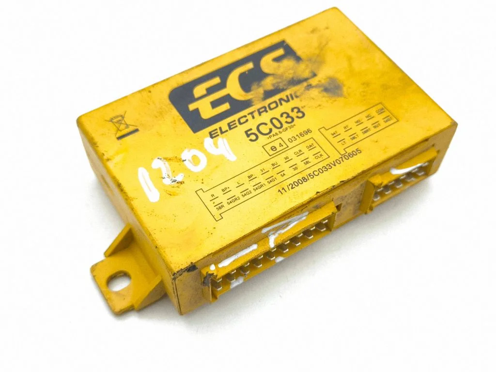 Tow bar trailer control unit/module 5C033