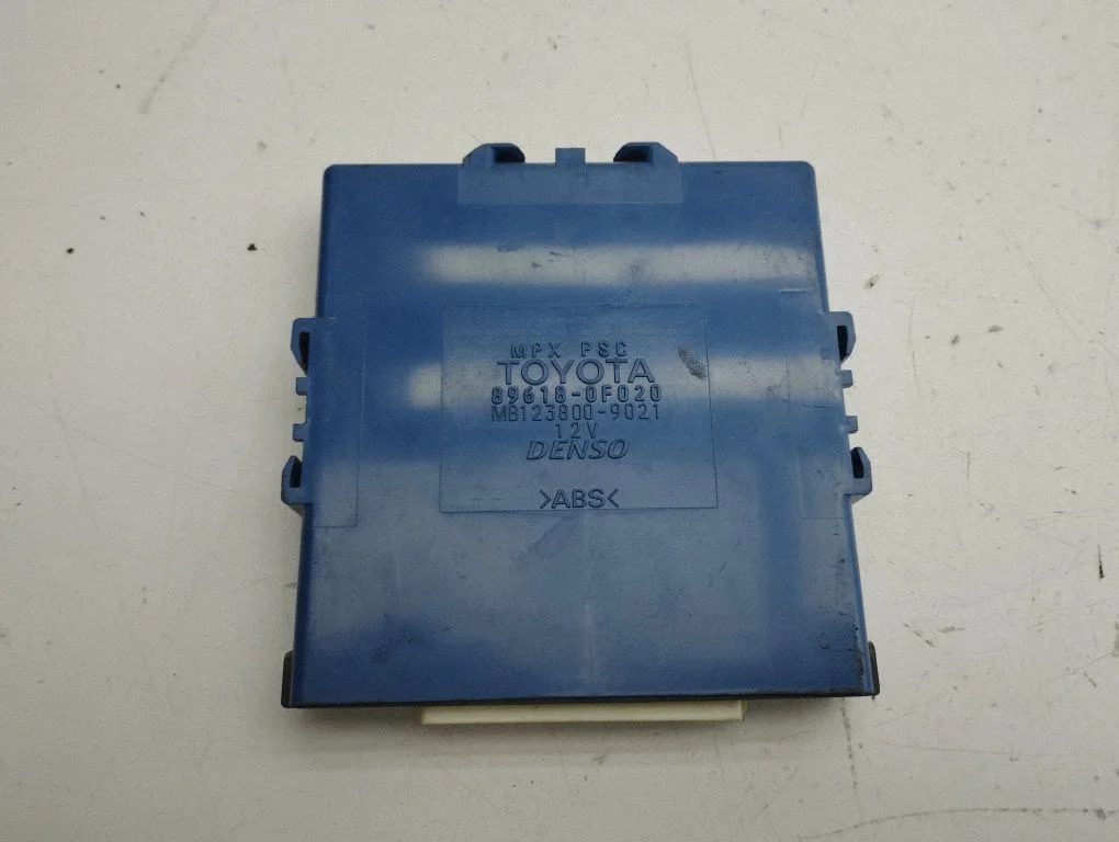 Süüte juhtplokk – Toyota Corolla Verso AR10 (2004-2009)