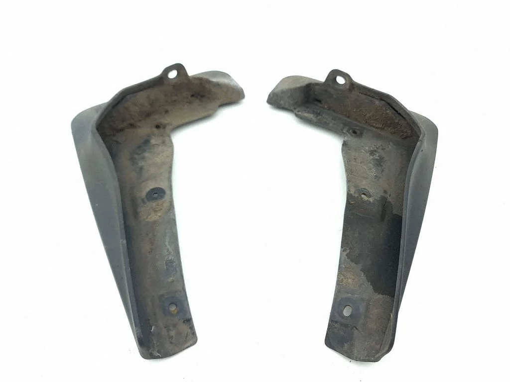 Front mudguard 76622YY080A