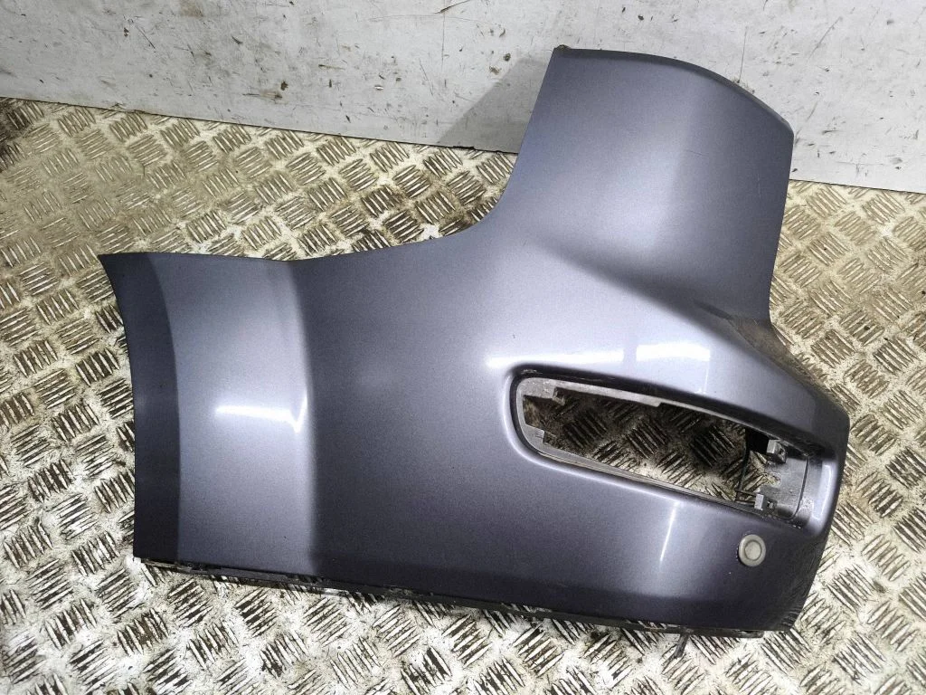 Rear bumper corner part panel trim 6410A217