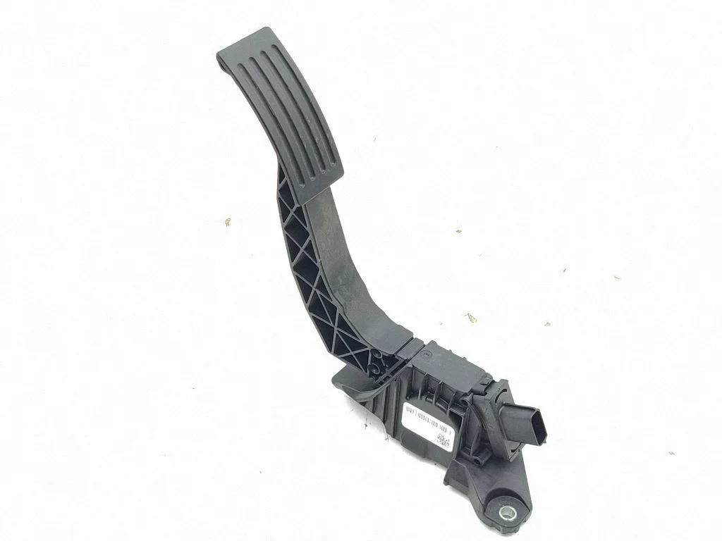 Accelerator throttle pedal LJ9C9F836AB