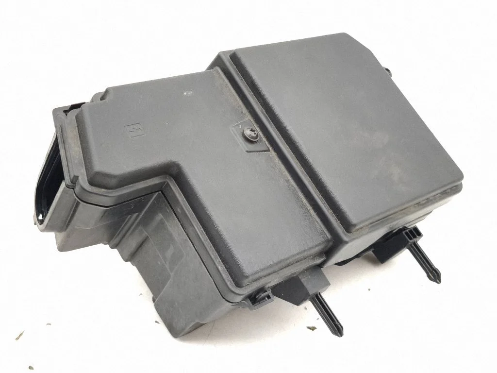 Kaitsmekarp (komplekt) 284B51057R