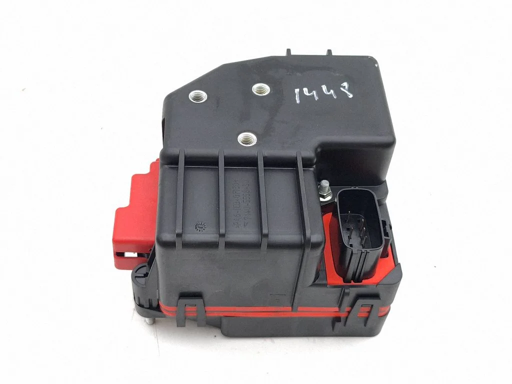 Fuse box set CPLA14K131AA