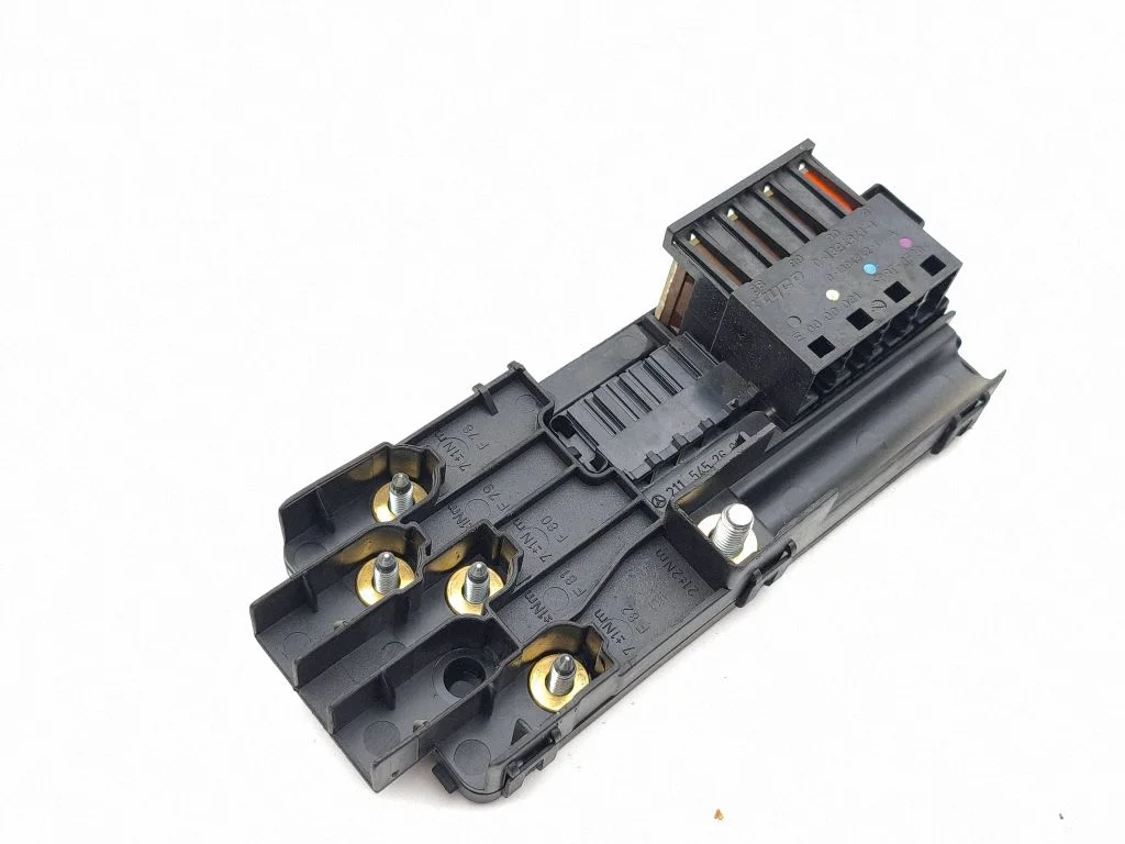 Fuse box set 2115452601