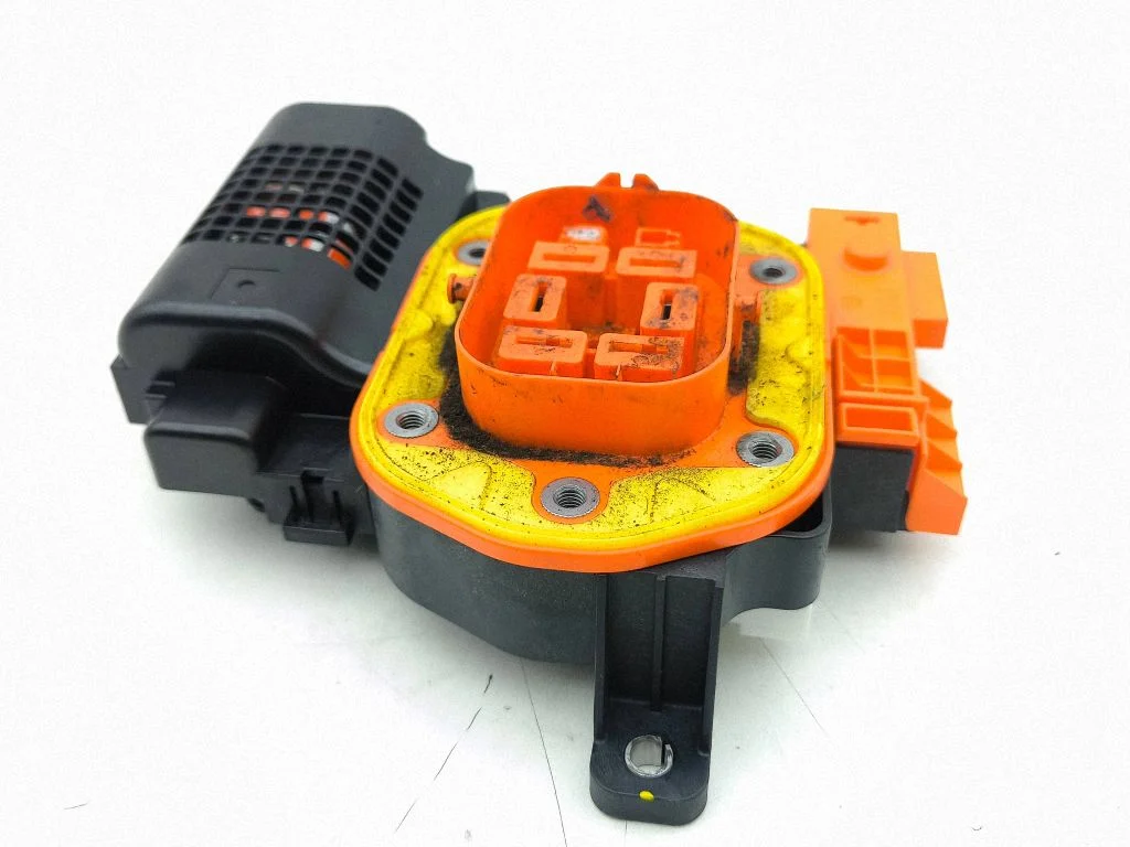 Fuse box set 37518K4000