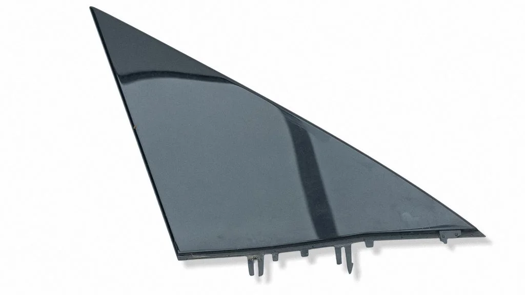 Plastic wing mirror trim cover 160979100D