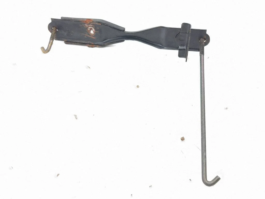 Battery bracket