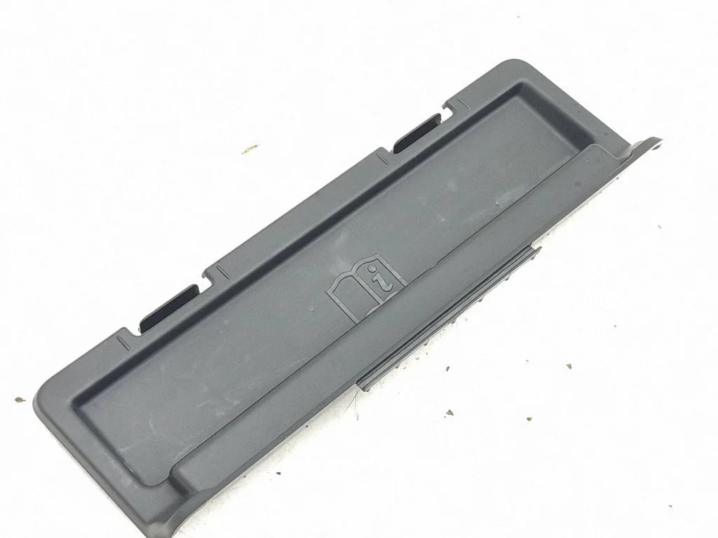 Cita salona detaļa K8D206040A