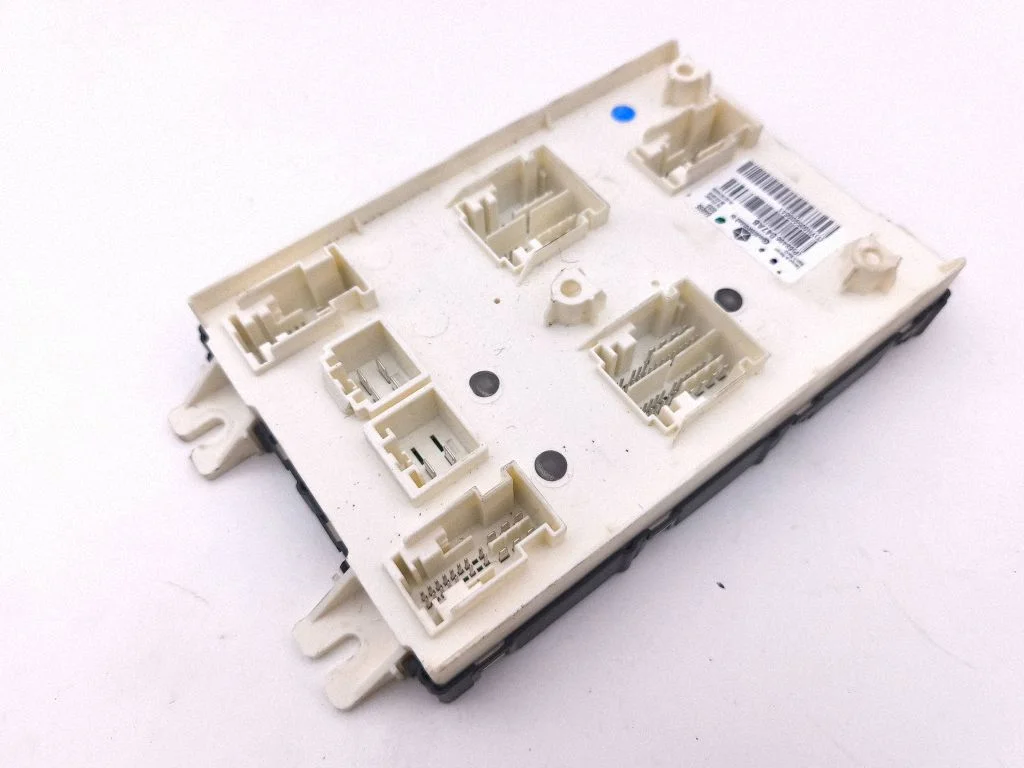 Comfort/convenience module 68406047AB