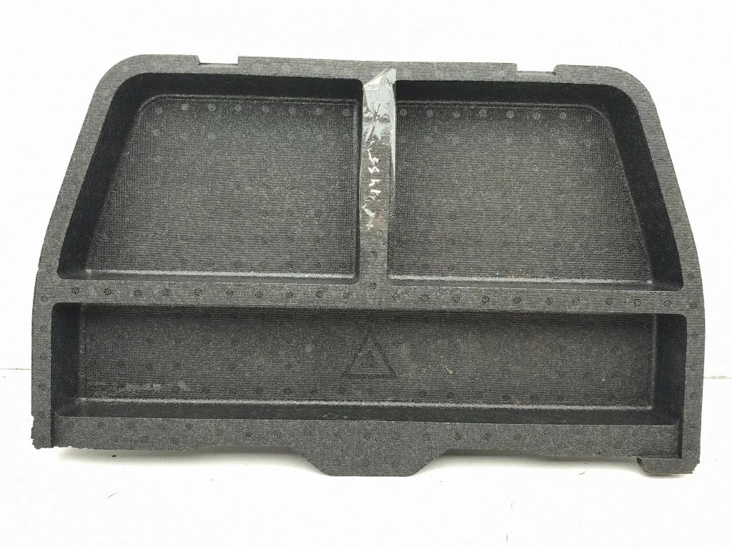 Pagasiruumi panipaik 7646A004