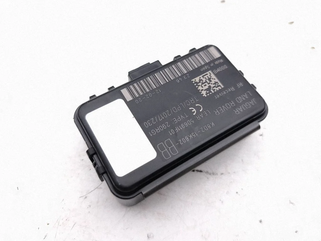 Antenas pastiprinātājs K8D215K602BB