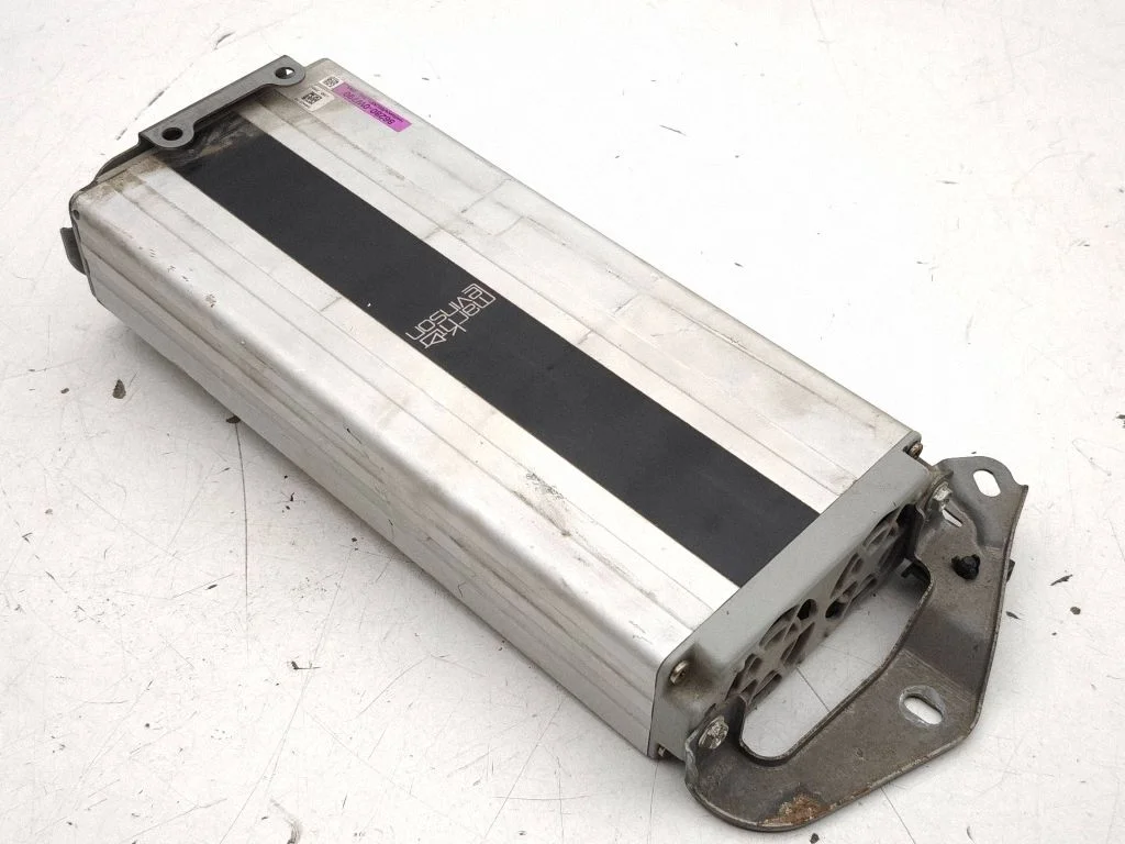 Sound amplifier 862800W790