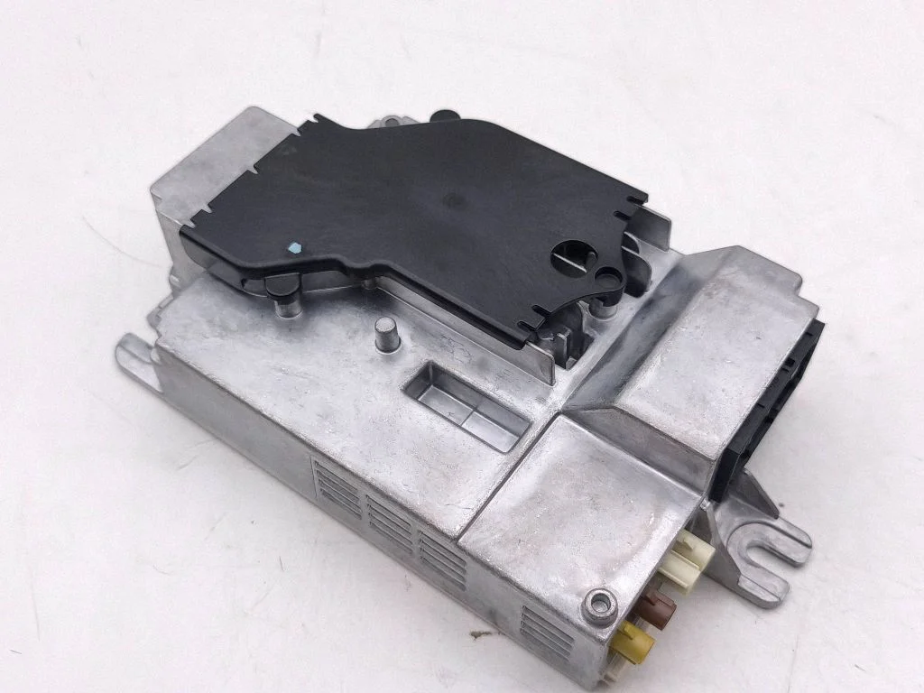 Sound amplifier – BMW i4 (2021-)