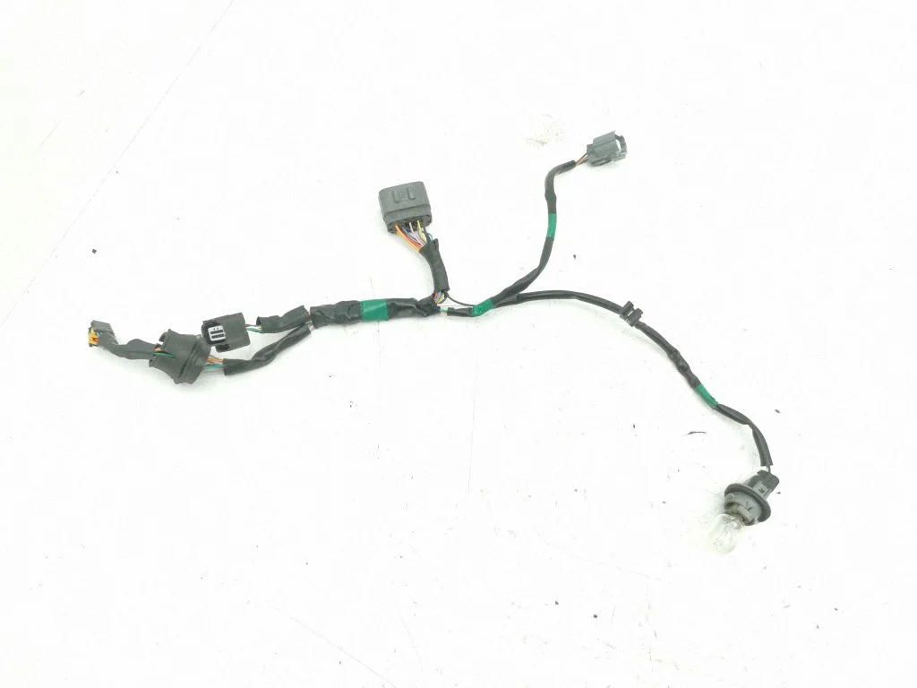 Headlight/headlamp wiring loom/harness