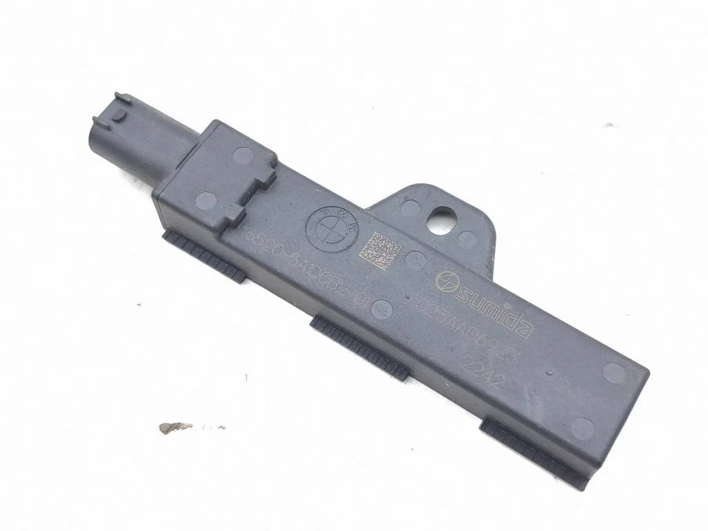 Interior comfort aerial antenna 5A1D0B2