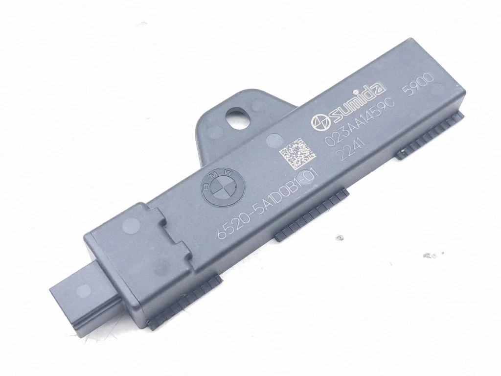 Interior comfort aerial antenna 65205A1D0B1
