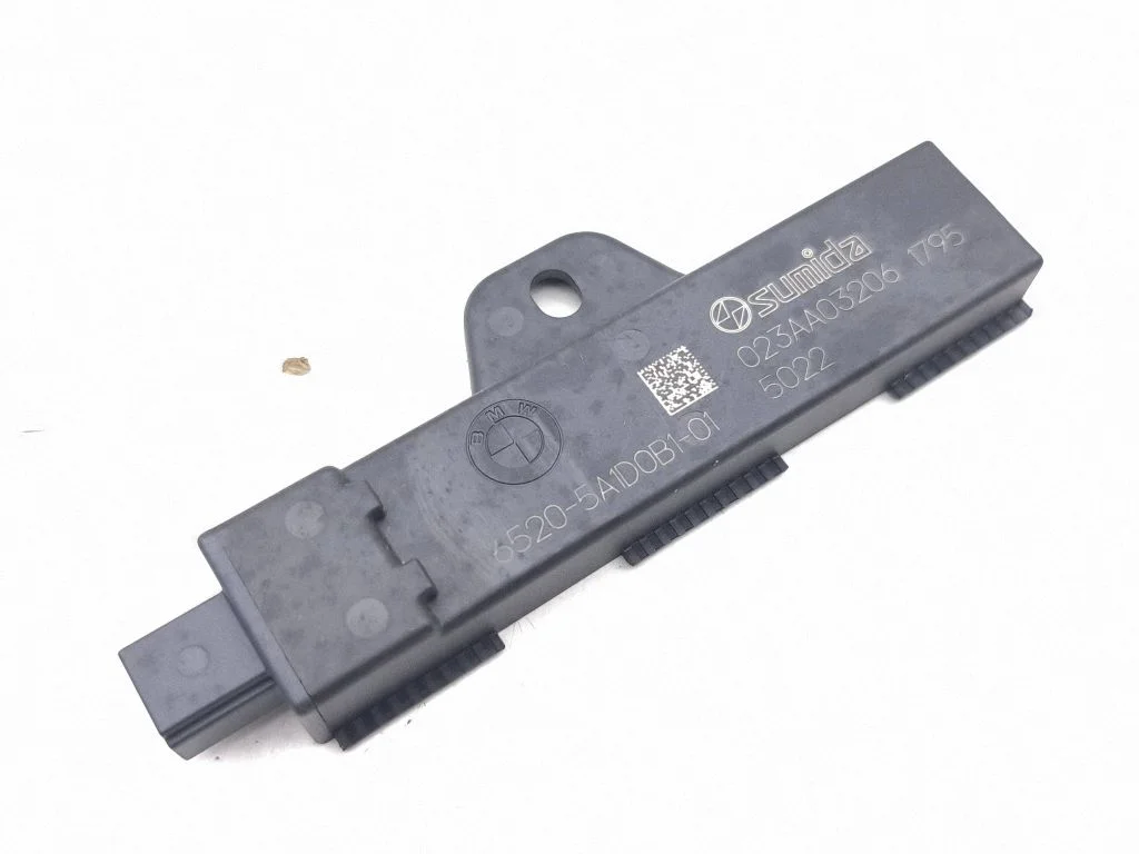 Interior comfort aerial antenna 5A1D0B1