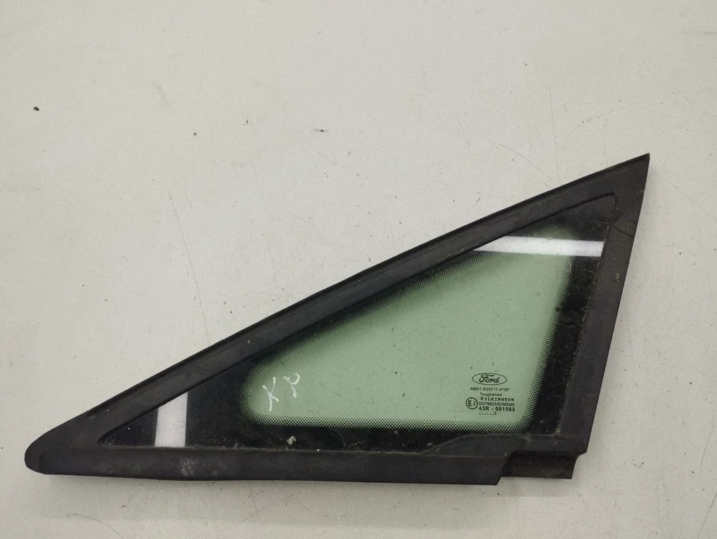 Front triangle window/glass – Ford Grand C-MAX (2010-2019)