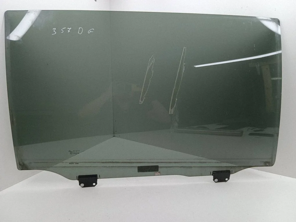Sliding door window/glass – Chrysler Voyager (2008-2016)